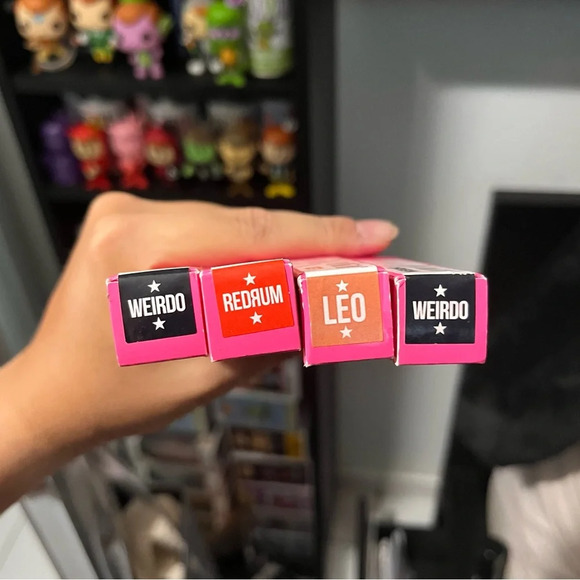 4/$55 Jeffree Star Cosmetics Velour Lip Liner BNIB - Picture 4 of 4